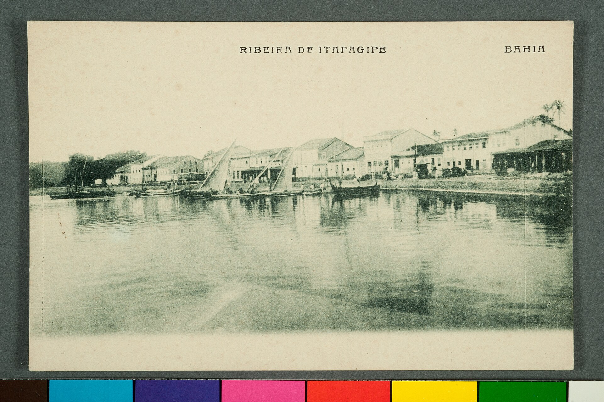 Imagem de referência de Ribeira de Itapagipe - Bahia (2), descrito nos dados abertos como item da Coleção Cartões Postais, no Museu Paulista