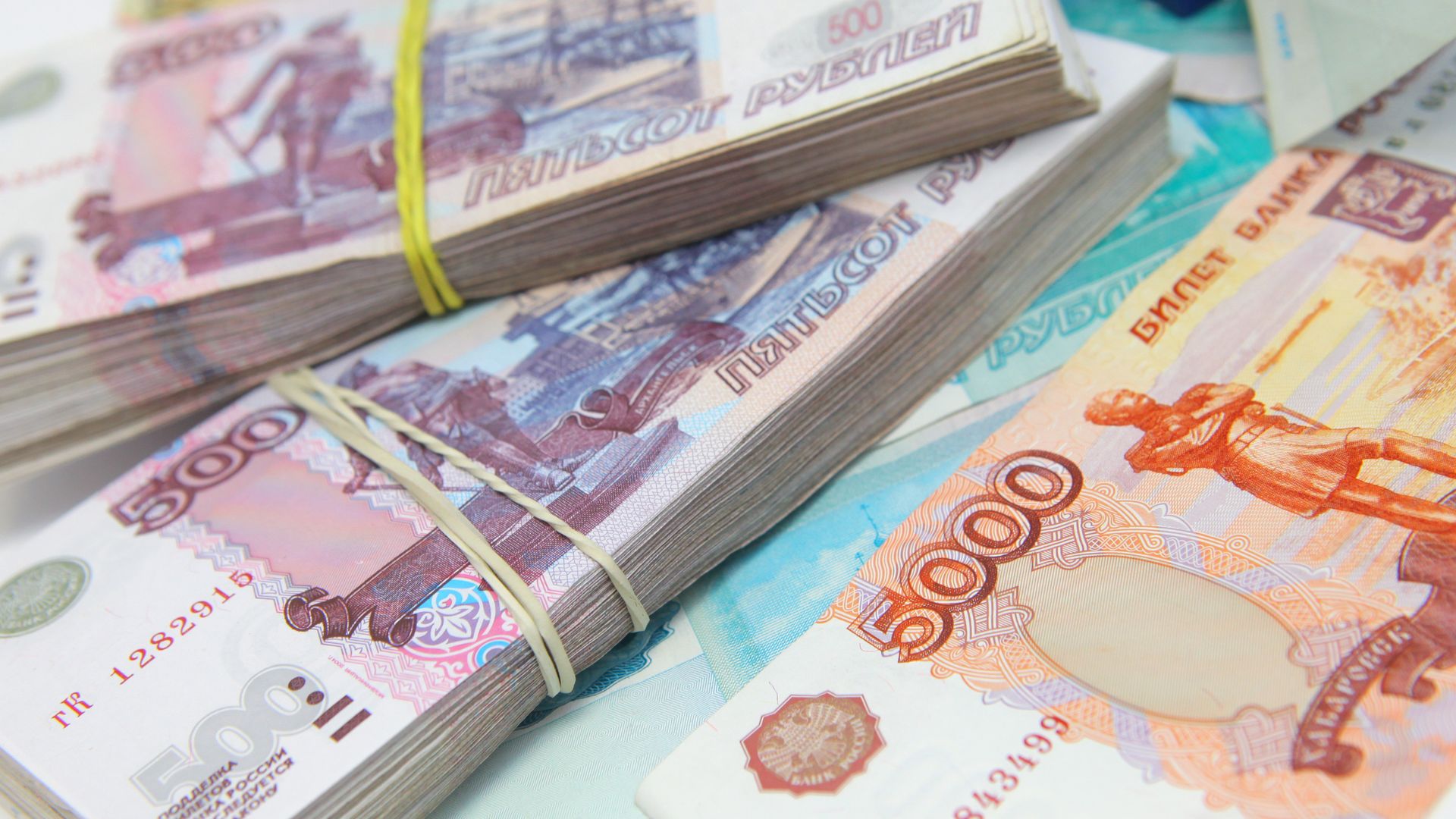 OKB: a média de pontuação de crédito dos russos não mudou ao longo do ano e ficou em 721 pontos