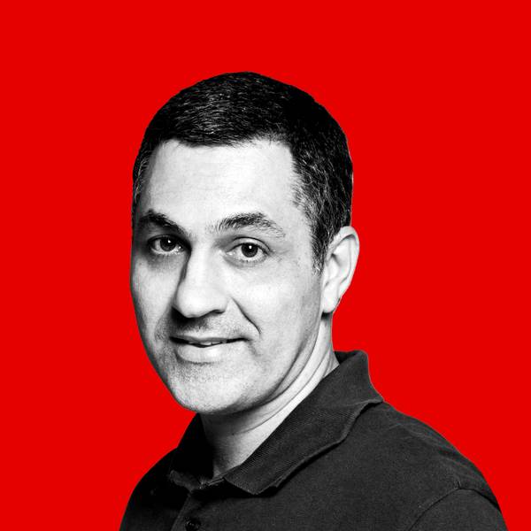 Piloto é esfaqueado pelo copiloto na cabine de avião comercial rumo a Israel, diz TV