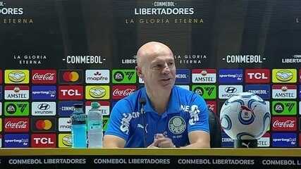 Veja a entrevista do auxiliar Vitor Castanheira após a classificação do Palmeiras contra a LDU