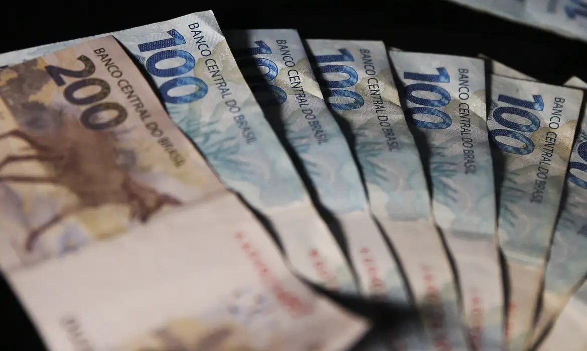 Bolão de João Pessoa e aposta de Patos ganham R$ 4,4 milhões cada na Lotofácil da Independência