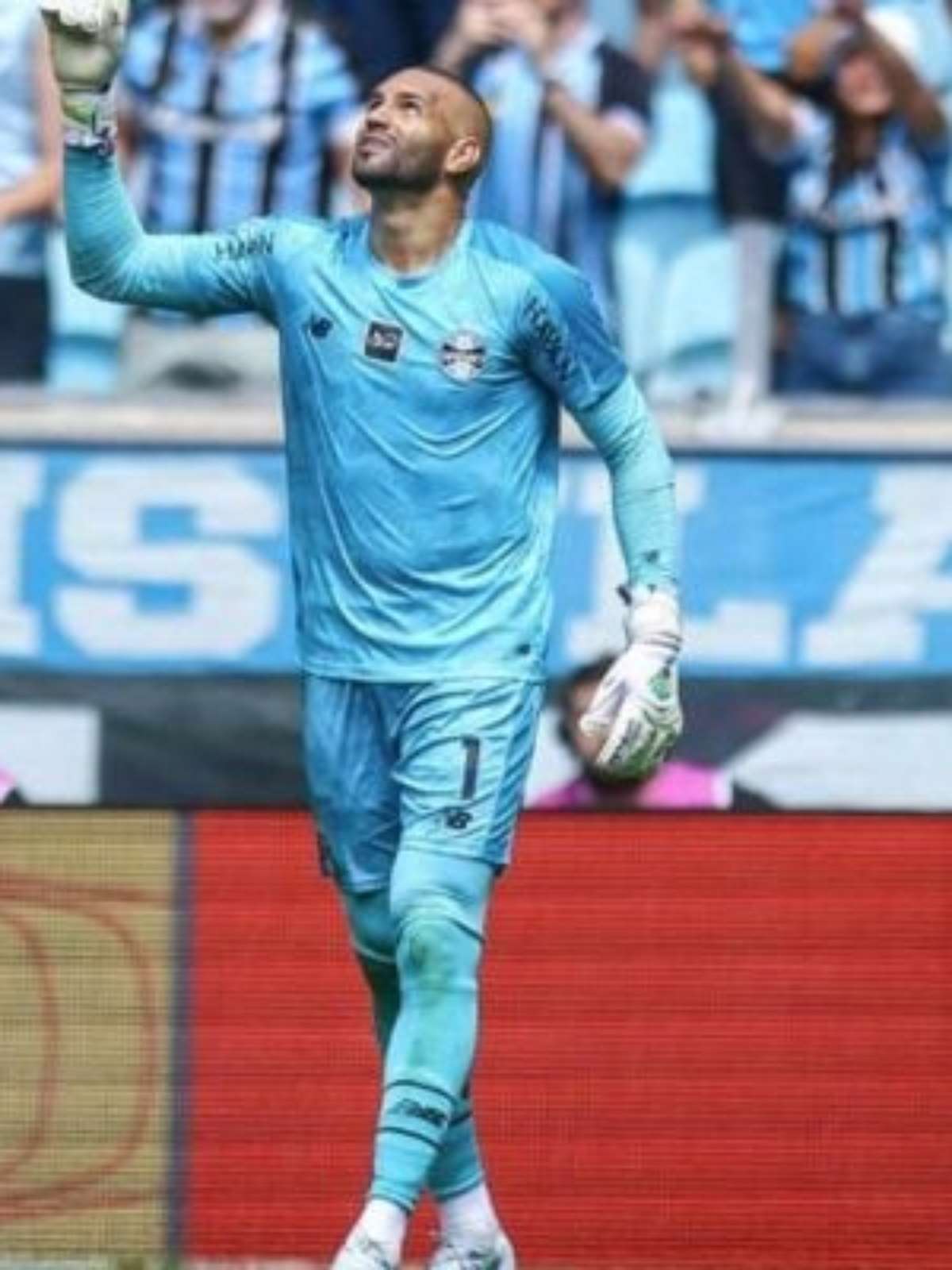Herói do Grêmio, Weverton se declara ao Palmeiras: "Sempre no meu coração"