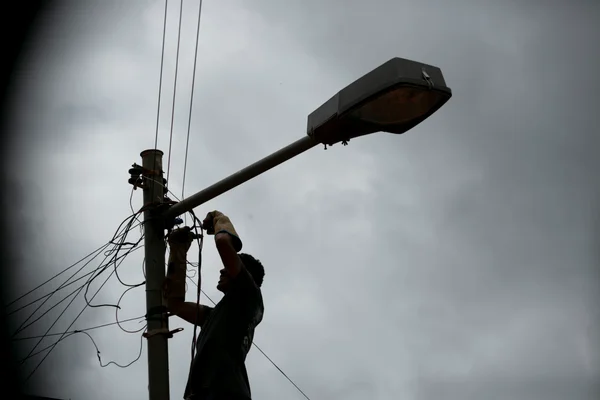 Quadras do Guará e do Itapoã ficarão sem energia nesta terça-feira (14/9)
