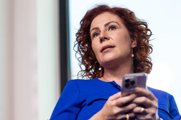 Defesa de Zambelli cita Master e Moraes em pedido de salvo-conduto ao STF