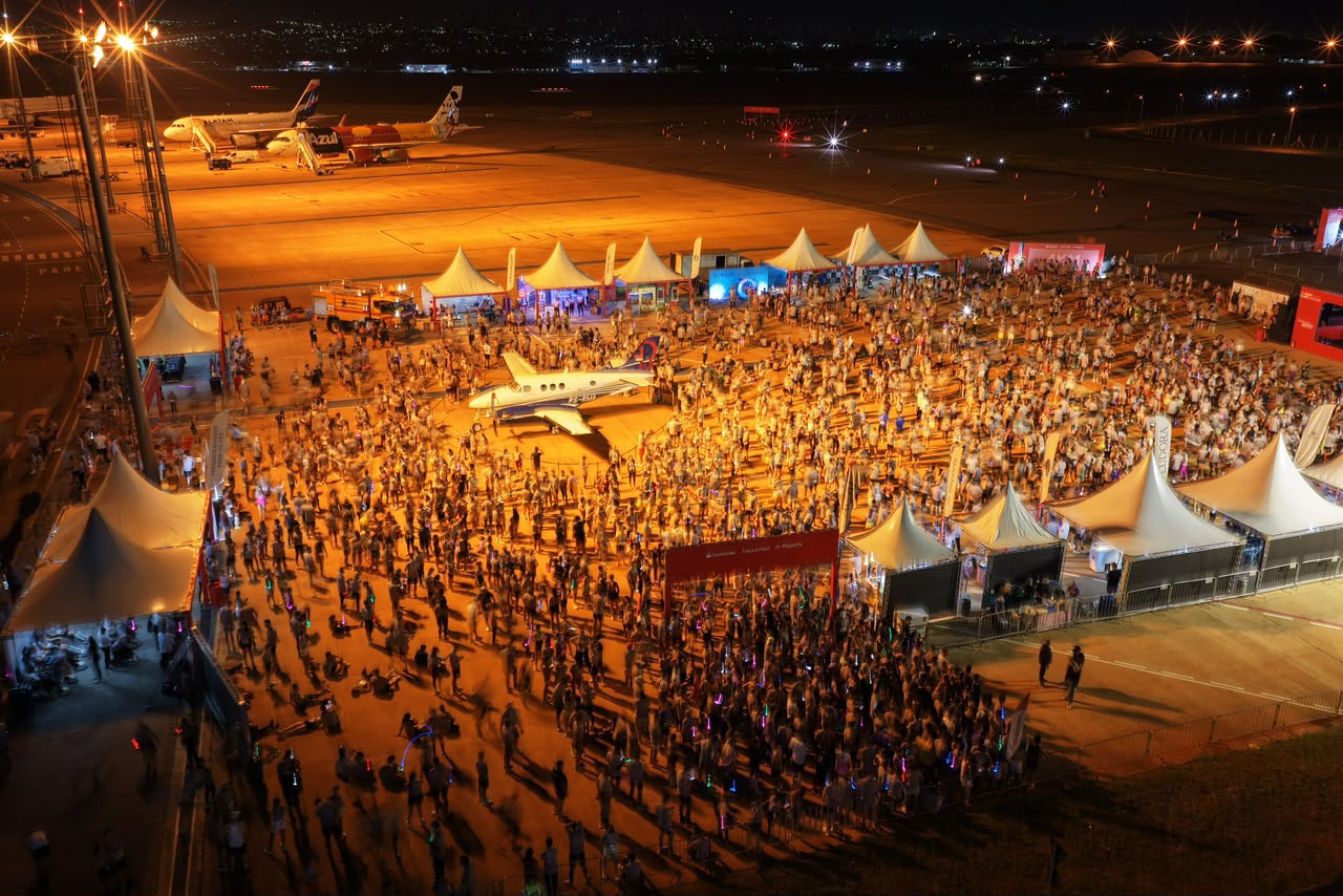 Aeroporto de Goiânia reúne 3,5 mil corredores em corrida na pista de pousos e decolagens