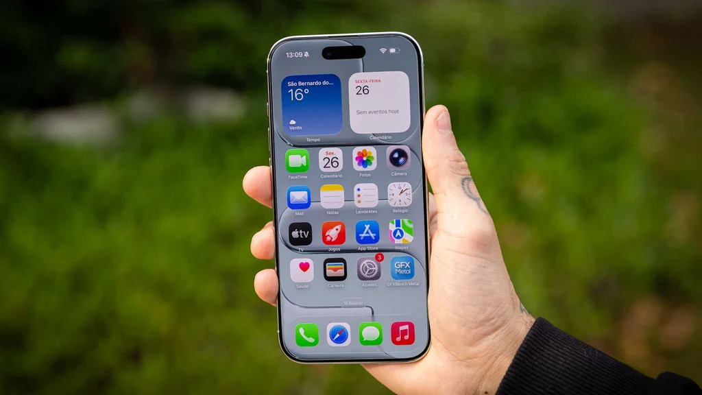 iOS 27 é liberado para todos: veja como atualizar seu iPhone e ativar a nova Siri AI