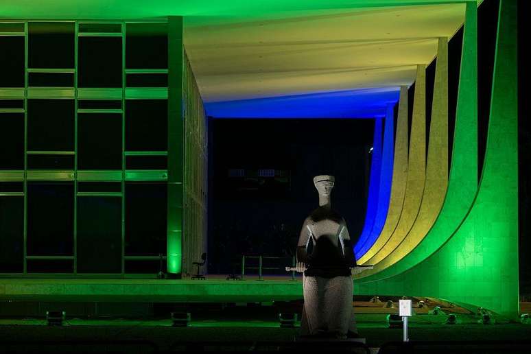 De 'guardião' da Constituição de 1988 ao centro da política: como o STF ficou tão poderoso