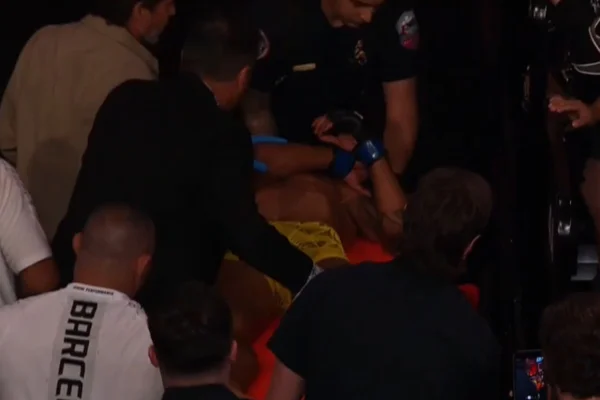 UFC: brasileiro é levado ao hospital após derrota dura em luta principal - destaque galeria