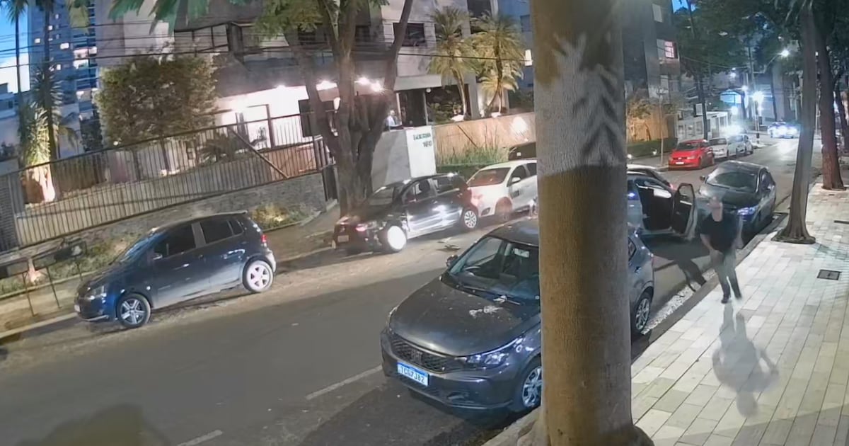 Vídeo: ‘Ladrão de peruca’ é preso novamente após perseguição e bater em quatro carros em BH