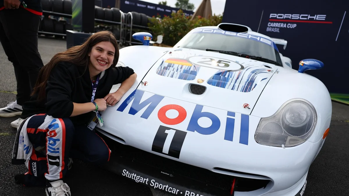 Única mulher no grid, Antonella Bassani destaca força feminina na Stock Car