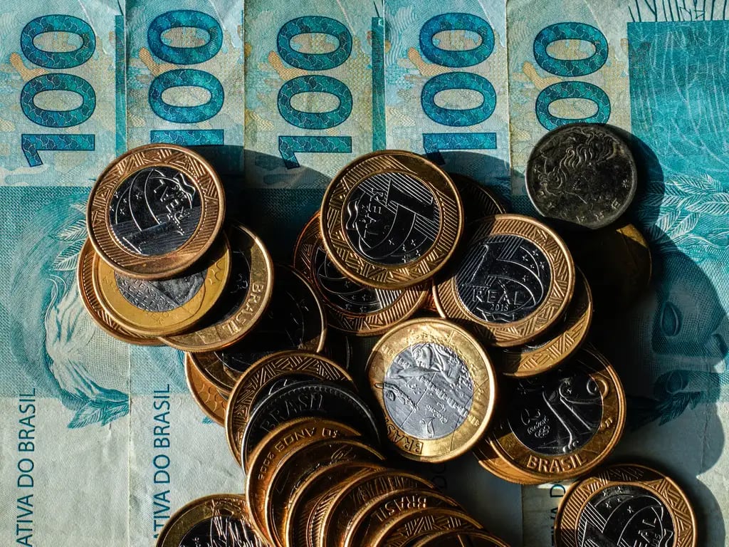 Cofrinho, caixinha e porquinho: como funcionam esses produtos oferecidos pelos bancos?