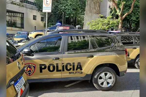 Segurança de 68 anos mata ladrão após ser agredido madeira em MG