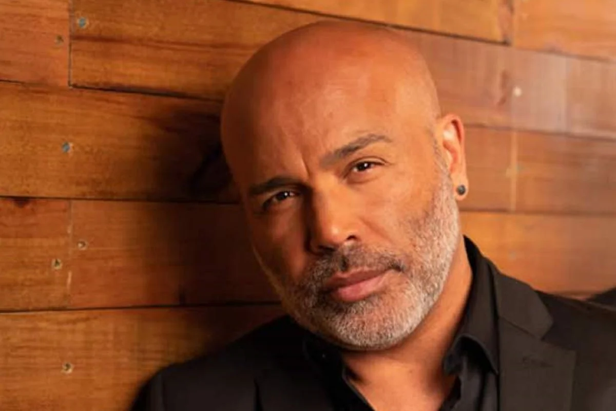 Rick mandou áudio pedindo coordenadas para pouso de helicóptero. Ouça