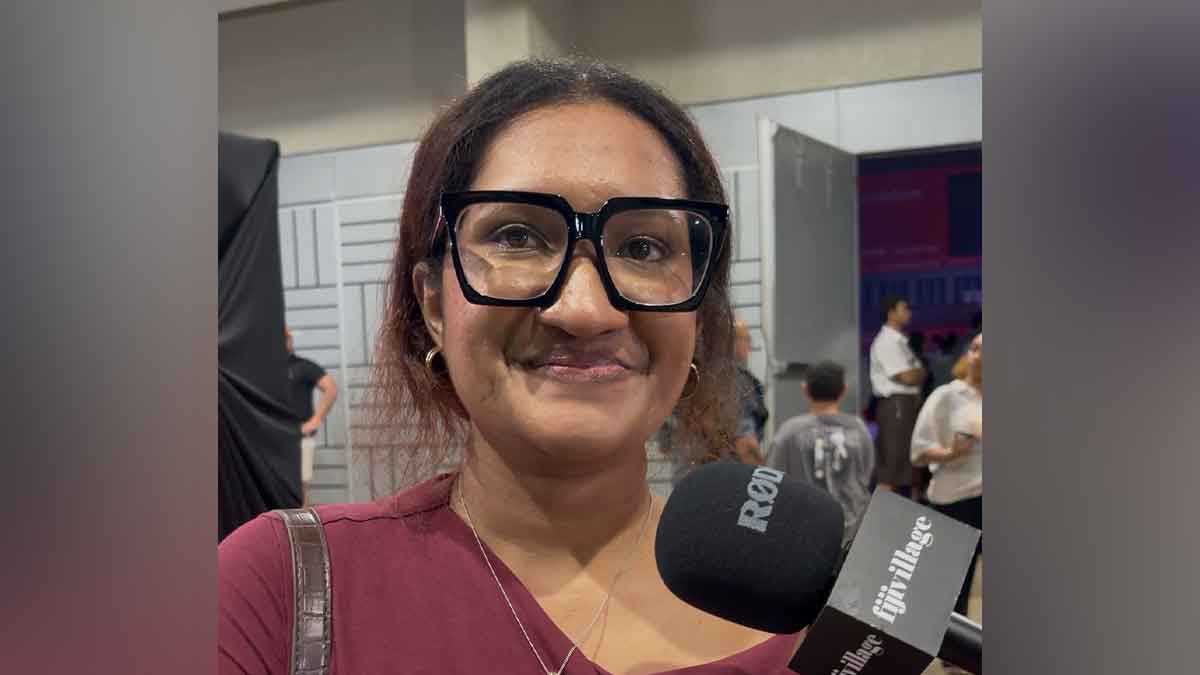 Former Head Girl Lydia Kondaiya celebrates Yat Sen’s milestone anniversary