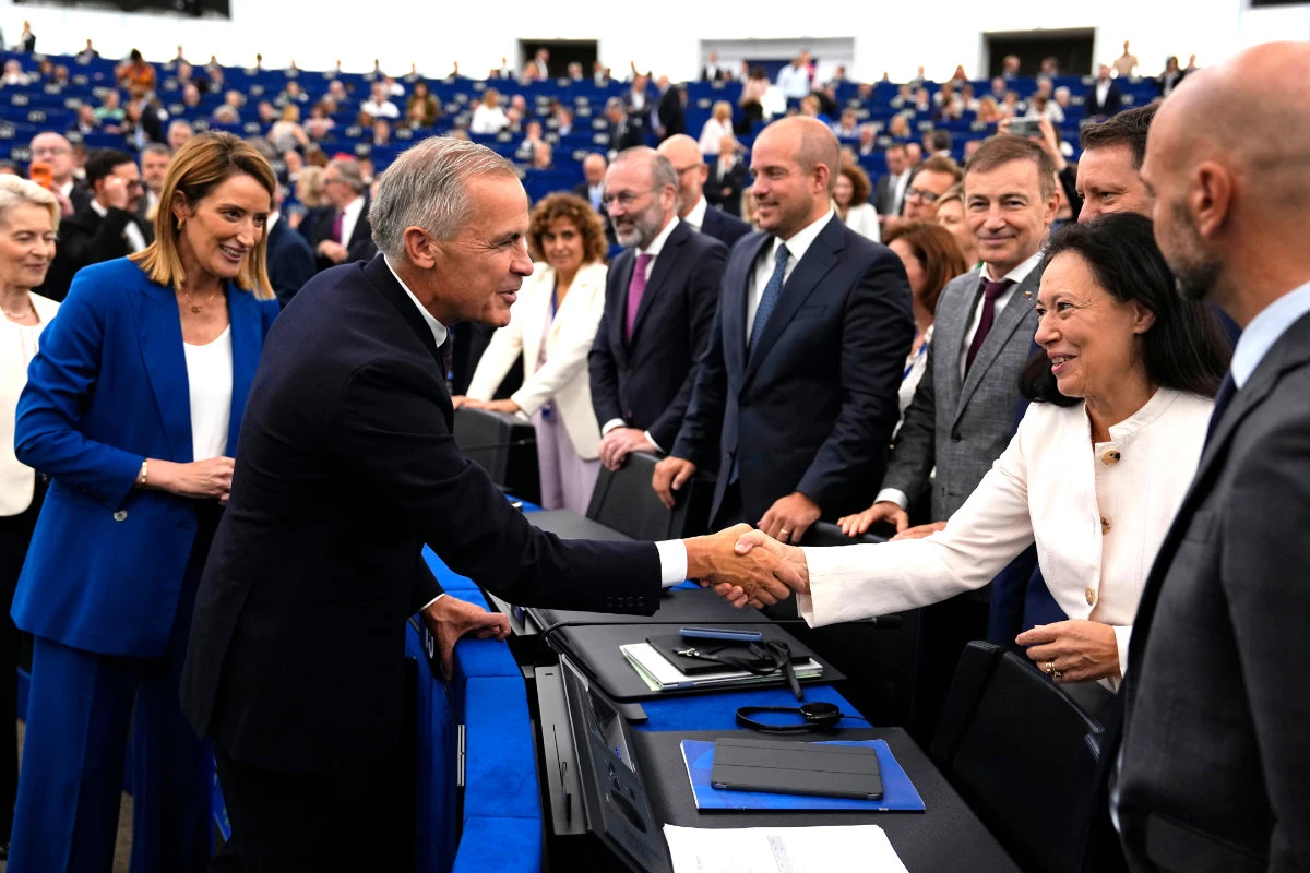 Atacados russos ferem 13 pessoas em Kiev e Odessa, dizem autoridades