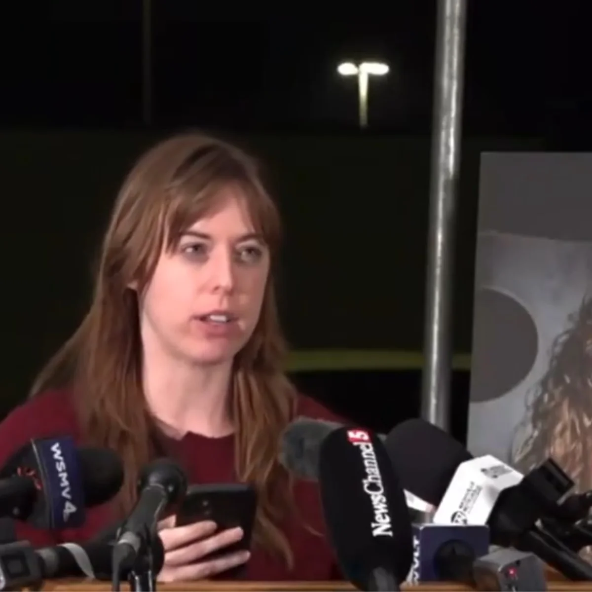 Mulher que sobreviveu a execução "abriu um sorriso enorme", diz jornalista
