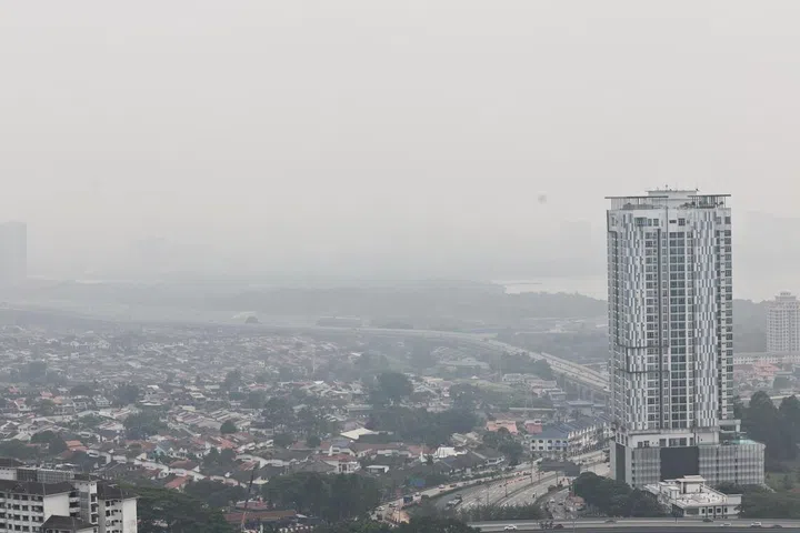Neblina na Malásia: Johor é o mais atingido, enquanto a qualidade do ar em 22 áreas em todo o país atinge níveis não saudáveis