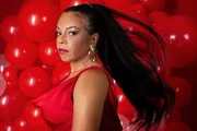 Valquiria Nascimento, conhecida como Dona Val, é mãe de MC Kevin
