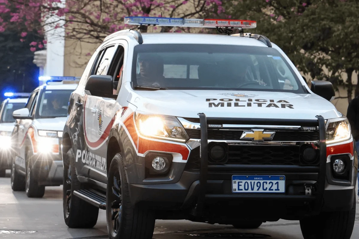 Viaturas da Polícia Militar (PM) de São Paulo.