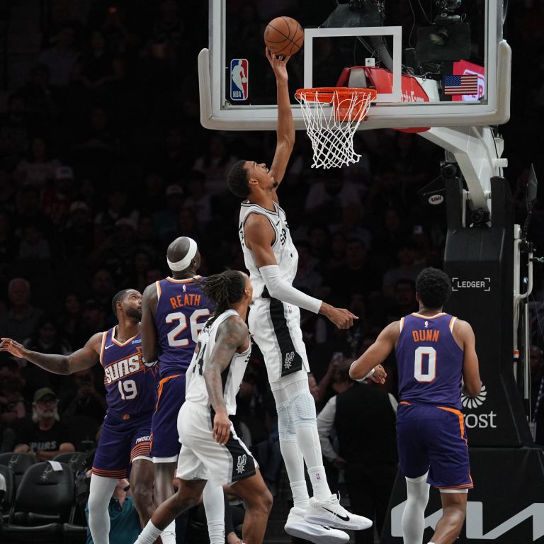 Os Knicks iniciam a defesa do título da NBA com um grupo numeroso de equipes em busca de seu trono