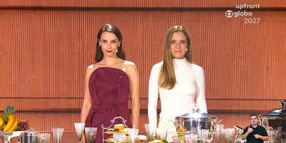 D&eacute;bora Falabella e Adriana Esteves ressurgiram como Nina/Rita e Carminha para apresentar 'Avenida Brasil 2' Foto: Reprodu&ccedil;&atilde;o