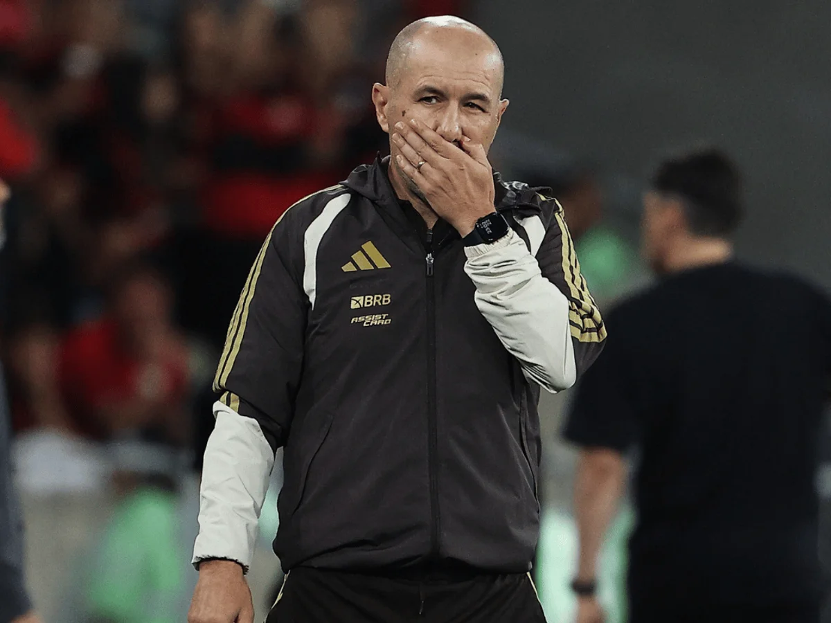Leonardo Jardim aponta que Flamengo foi pouco efetivo diante do Estudiantes
