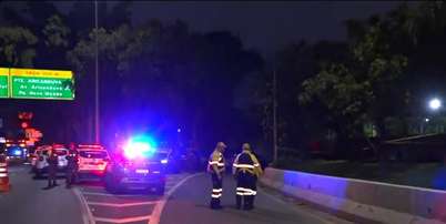 Um suspeito foi morto a tiros pela PM na Marginal Tiet&ecirc;; corpo esquartejado foi encontrado no local. Foto: Reprodu&ccedil;&atilde;o/TV Globo / Estad&atilde;o