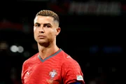 Imagem da matéria: Wayne Rooney critica postura de Cristiano Ronaldo após confusão na seleção