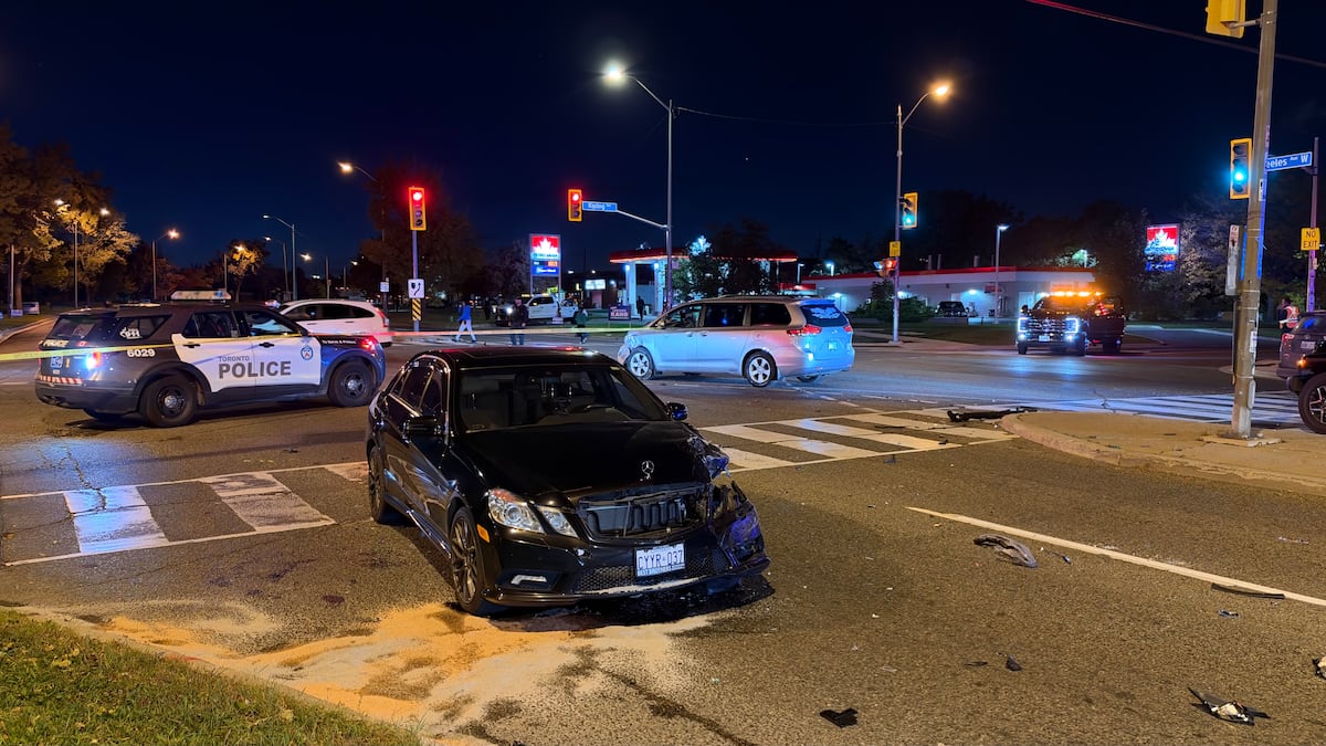 Woman in her 70s rushed to hospital after 3-vehicle collision in Etobicoke