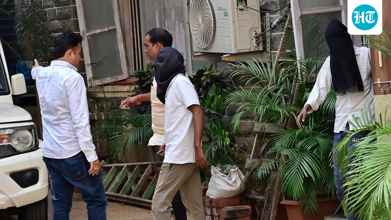 Os atiradores de Tiger Shroff receberam atualizações em tempo real, instruções baseadas na cobertura da mídia