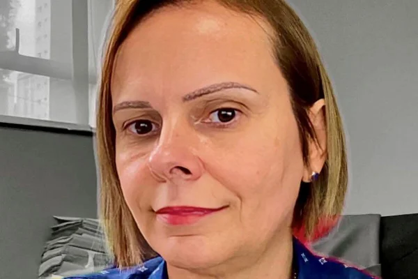 Candidata, delegada escondeu puff com R$ 1,8 milhão a 4 dias da eleição - destaque galeria
