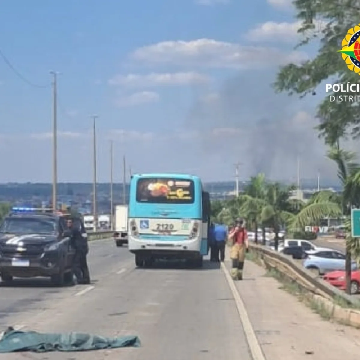 Pedestre tenta atravessar a Estrutural e morre após ser atingido por ônibus