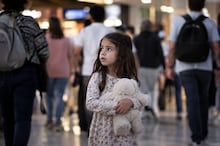 Cuidado ao postar seu filho! Nova regra protege crianças da exposição infantil nas redes socias