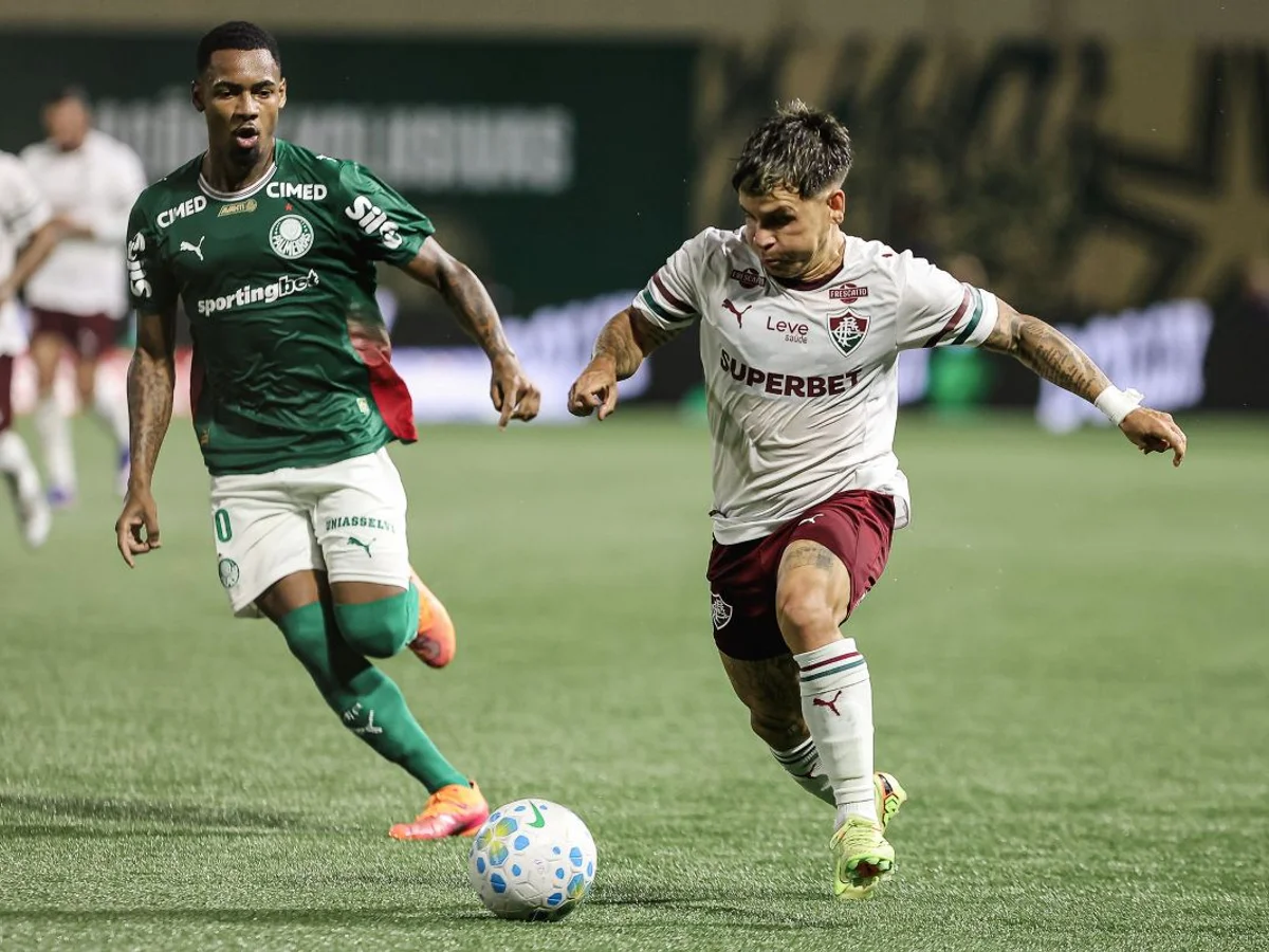 Fluminense e Palmeiras iniciam duelo por vaga na final da Libertadores