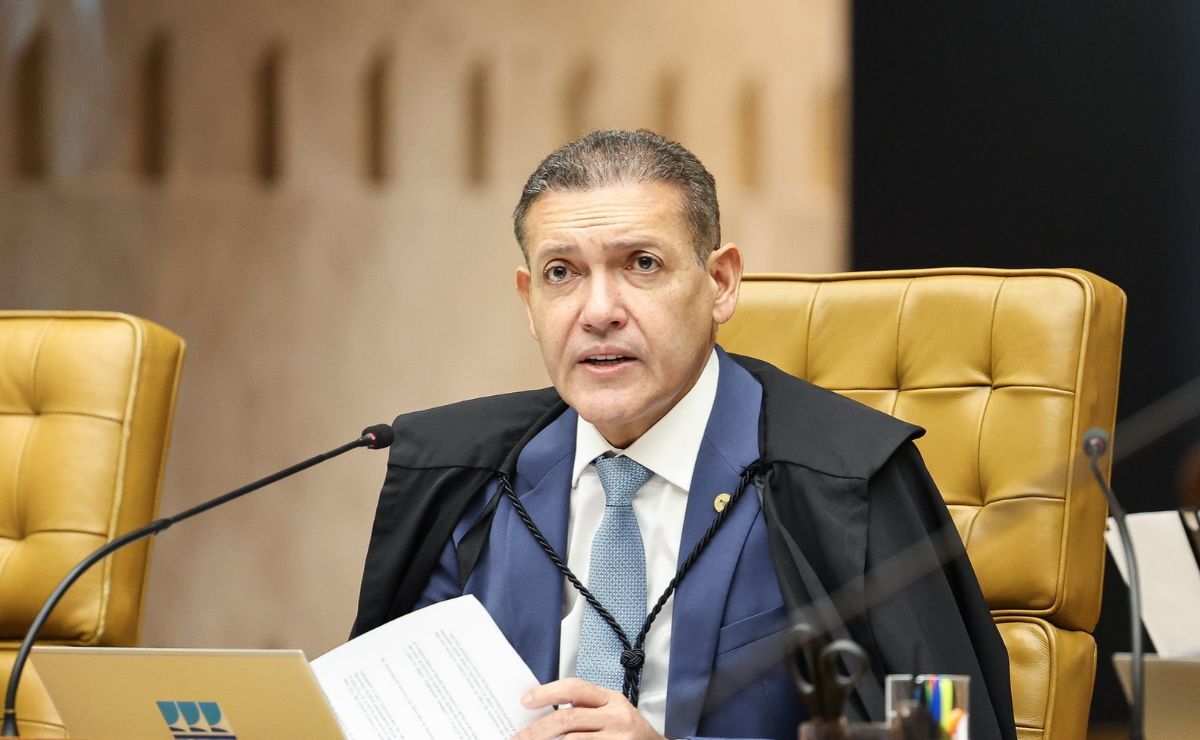 Nunes Marques avalia analisar pedido para anular condenação de Jair Bolsonaro após o 2º turno