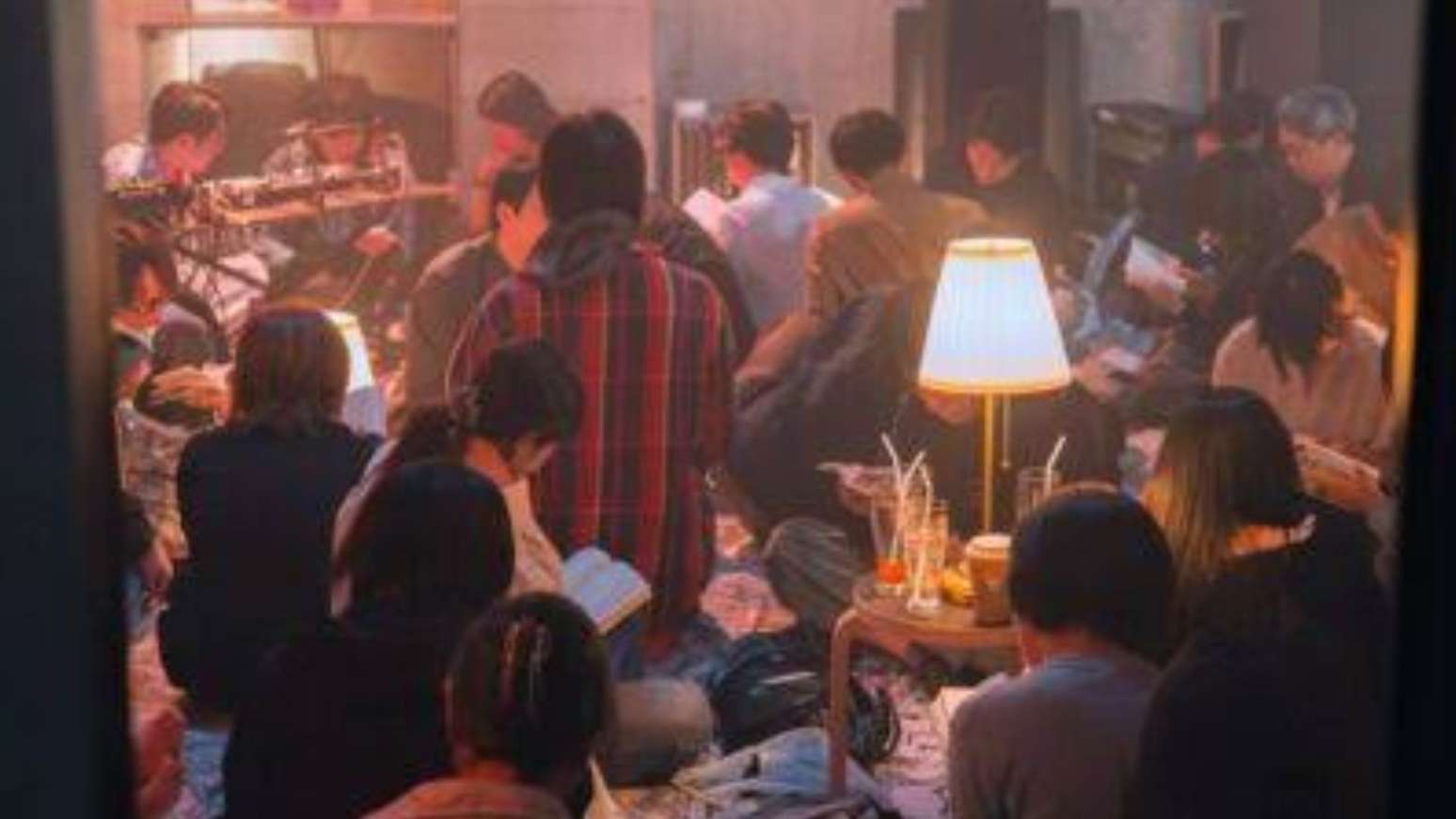 O evento Jucy Book Rave, no SPREAD, em Tóquio, Japão