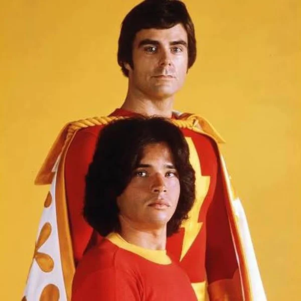 Morre Michael Gray, ator de Billy Batson em Shazam!, aos 75 anos - destaque galeria