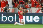 Vitinho comemora gol do Internacional