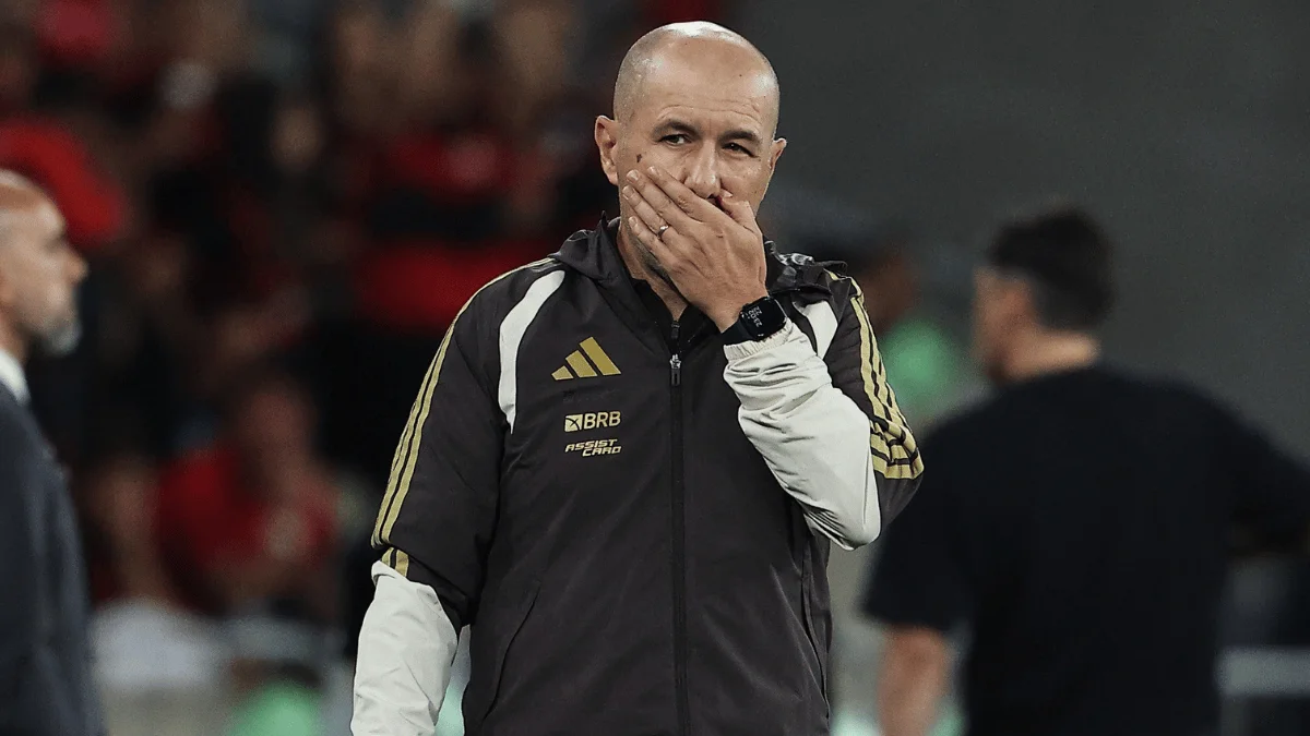 Leonardo Jardim aponta que Flamengo foi pouco efetivo diante do Estudiantes