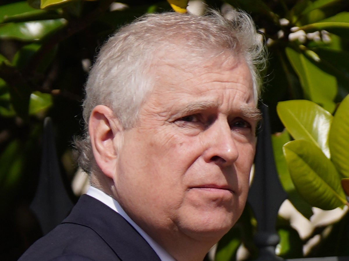 Andrew Mountbatten-Windsor recebeu £300.000 de compensação após o término do arrendamento da Royal Lodge