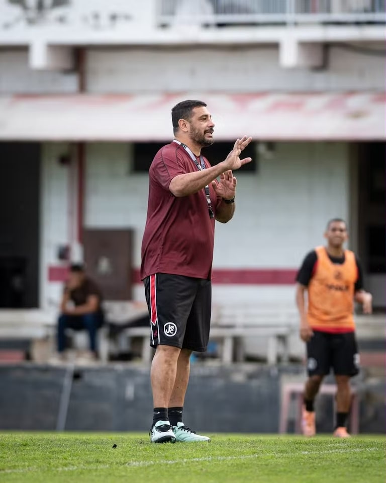 Diego Souza desabafa sobre caso de licença de técnico e dispara contra Mancuso: ‘ele fez de má fé’