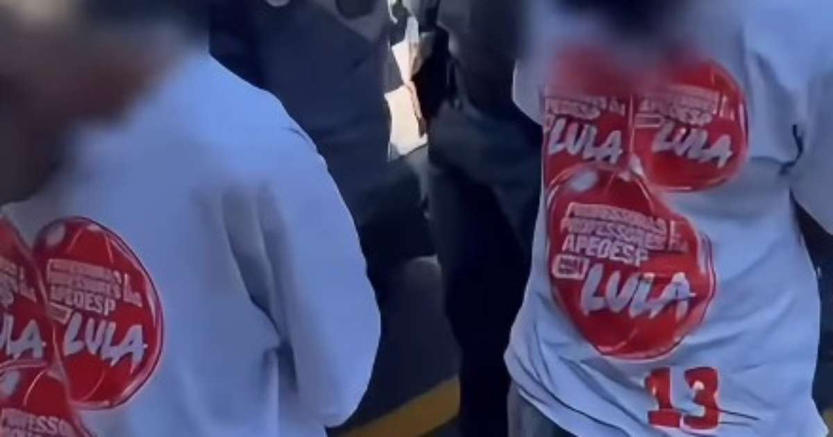 Ouvidoria pede afastamento de PMs após denúncias de que presos foram obrigados a vestir camisetas do PT